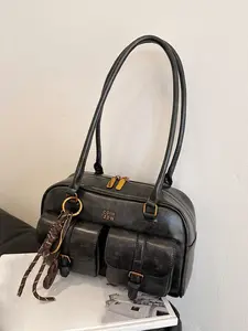 Niche  retro one-shoulder tote underarm bag,  versatile daily commuter shoulder bag, stylish and casual double-pocket pillow bag, suitable for office workers  student parties to go shopping, and so on, Classic flap shoulder