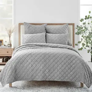 Velvet Quilt Set Velvet Quilt Set