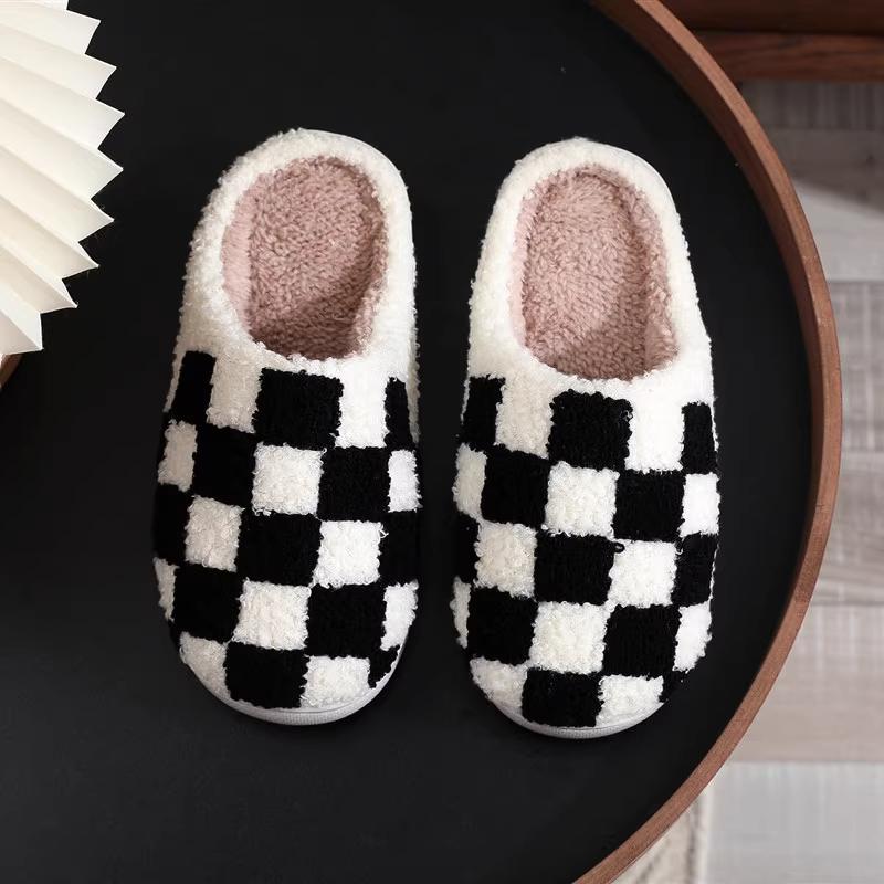 Women's Stylish Easy Checkered Fuzzy Slippers, Indoor Comfort with Thick, Soft, Warm, Silent Non-Slip Soles, Suitable for Couples