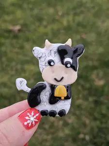 Moo-velous Cow Magnets Handmade Adorable Farmhouse Decor for Your Fridge Udderly Cute with Plaid Patterns
