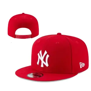 New Era New York Yankees 9FIFTY Snapback Cap – Red Edition Flat Brim Baseball Hat with Embroidered NY Logo, MLB Streetwear Urban Fashion Cap for Men Women