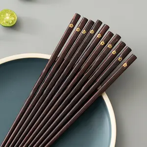 Anti-slip Wooden Chopsticks Set, Chopsticks Reusable, 1 Pair/5 Pairs Cherry Blossom Pointed Art Chopsticks, Durable Vintage Chopsticks Set for Home Kitchen Dining Room【Only Chopsticks】