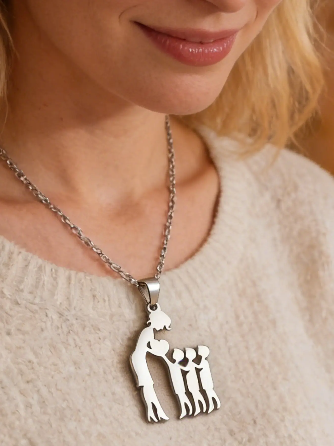 Mother's Day Gift Jewelry Stainless Steel Family Silhouette Pendant Necklace Family Necklaces Design Necklace For Mama
