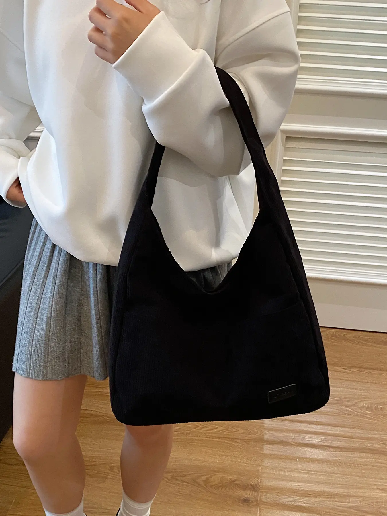 1pc Women's shoulder bag, solid color and clean color handbag, fashionable, versatile, casual and simple, suitable for autumn and winter students to travel, work, commute, shopping, women's shoulder bag, Crossbody Shoulder Bag, Trendy commuting bag