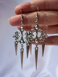Vintage Conical Rivet Earrings, Long Fringe Earrings for Women, Distressed Ethnic Style, Party and Vacation Jewelry, Unique Personality Earrings, Versatile Earrings