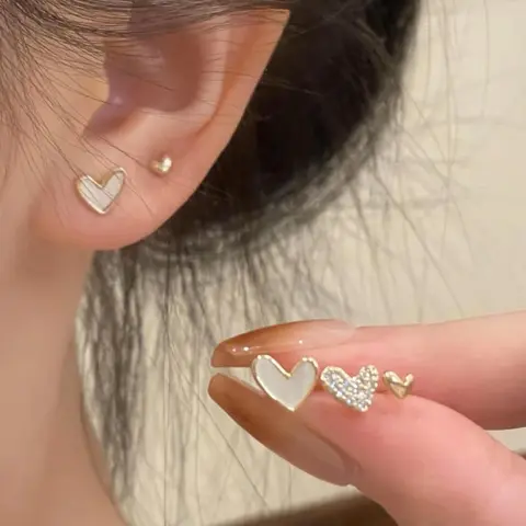 Heart-Shaped Rhinestone Decor Stud Earrings, Sparkling Ear Jewelry, Elegant Jewelry for Women for Party & Daily Wear, Trendy All-match & Exquisite Jewelry for Birthday Gift, High Quality Earrings, Earrings Studs