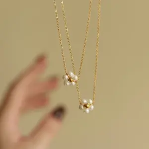 Little daisy broken imitation pearl titanium necklace - Waterproof and color-resistant.Suitable for daily commuting and casual outings.Perfect for giving to friends or girlfriends.Versatile and timeless.