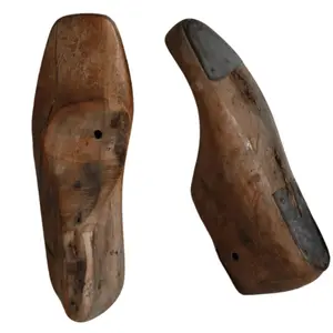 Antique Shoe Molds