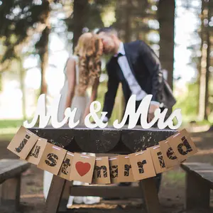 Rustic Freestanding Mr & Mrs Wooden Sign, Large White Decorative Letters for Wedding Sweetheart Table Decor, Vintage Photo Props, Ideal for Just Married Party & Anniversary Ornament