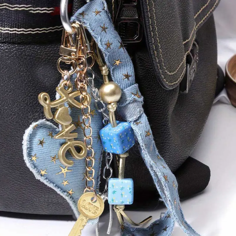 Maillard Style Star Pattern Blue Fabric Heart Keychain with "LOVE" Letter Charms, Bow & Keys, Beaded Pendant, Vintage Blue Key Ring, Bag Chain Charm, Stylish Keyring, Stylish Keychain For Bags