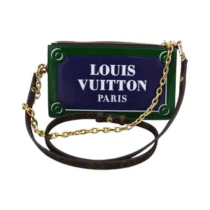 Pre-owned Louis Vuitton Canvas Crossbody Bags Lexington Pochette Classic Design Versatile Use Sleek Silhouette Timeless Fashion Accessory