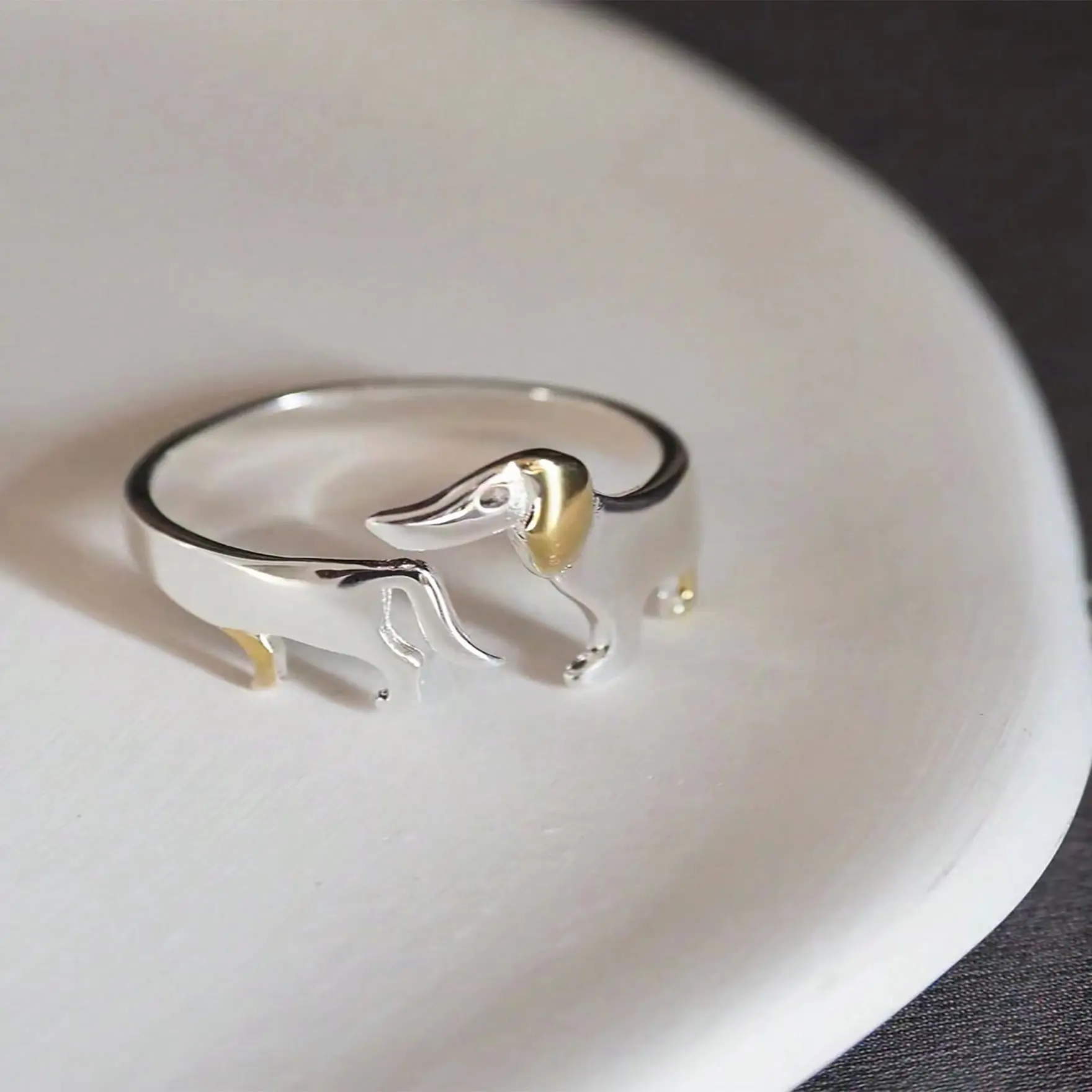 1pcs Simple Daily graceful band Fashionable Opening style Wear Suitable Women's Luxury Personality Dachshund For Split And Gift resizable