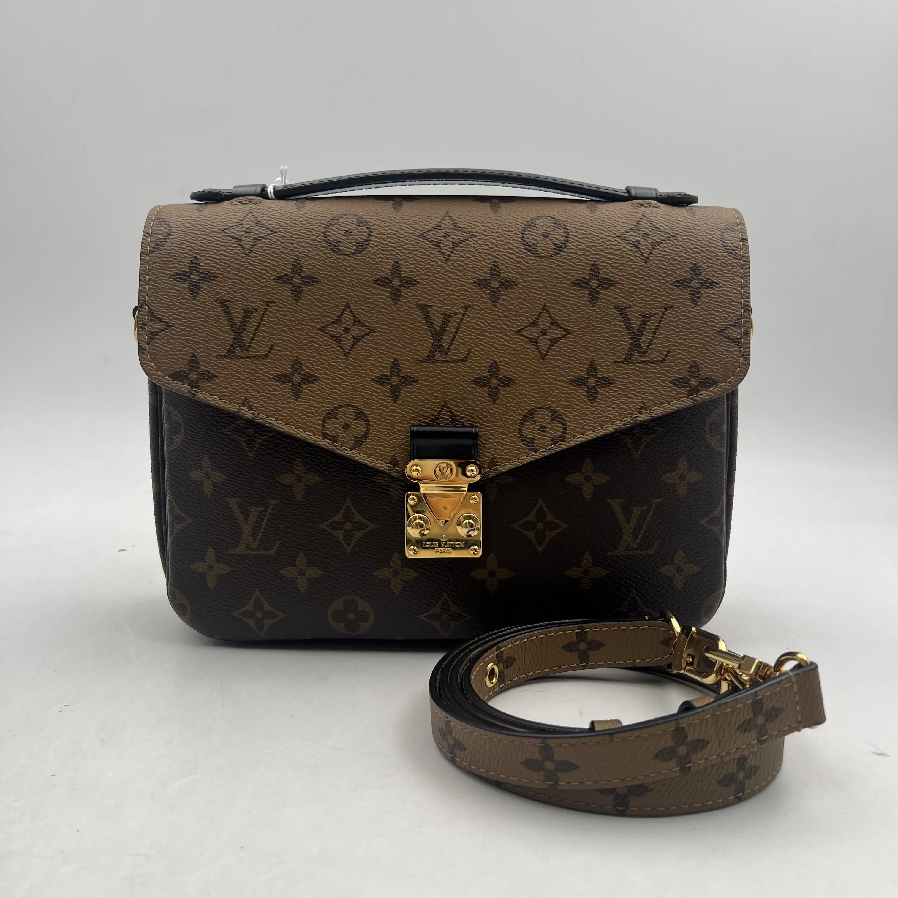 Pre-owned Louis Vuitton Leather Shoulder Bags Metis Reverse Monogram Canvas Lock Messenger Bag JM R0002