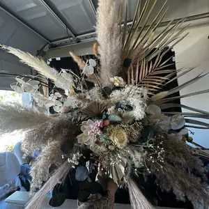 Dried boho arrangement