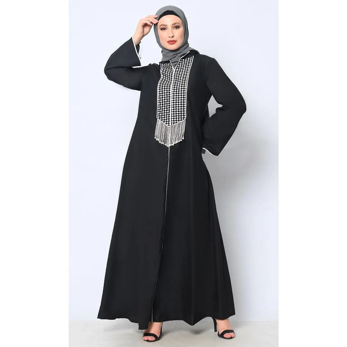 Tassel-Adorned Black Hoodie Abaya with Pockets