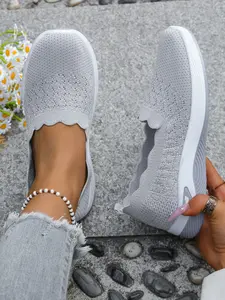 Women's Breathable Slip-On Walking Shoes, Soft Sole Anti-Slip Mom Shoes, Casual Footwear, Multiple Colors Available