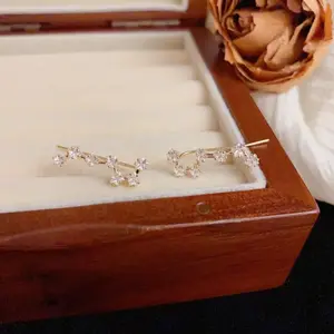 LisiZen Star Row Rhinestone Earrings for Women 2026, Minimalist Chic Design, Luxury Sparkling Jewelry Gift DZEH4589