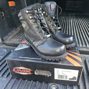 MEN'S LEATHER MOTORCYCLE BOOTS(SIZE 9)