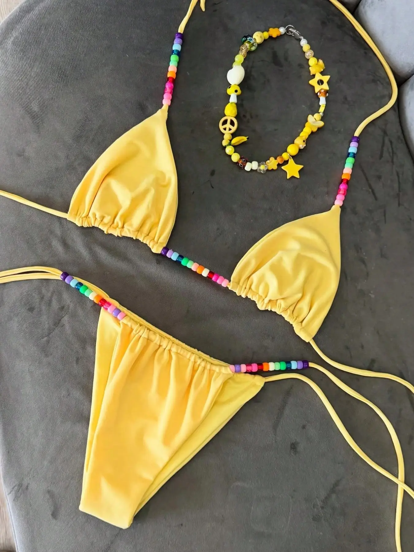 Women's Beaded Bikini Set, High Saturation Solid Color Contrast, Beach Vacation Eye-Catching Swimsuit, Split Design Swimwear