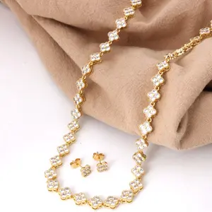 Jardin d’Or Floral Zircon Necklace & Earring Set