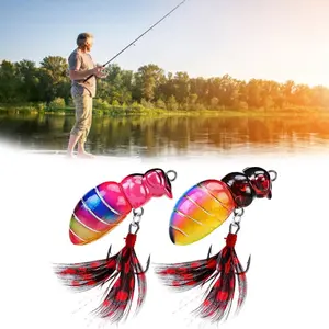 Bees Fishing Lure 4.7cm Artificial Lure Floating Insect Baits with Treble Hook for Perch