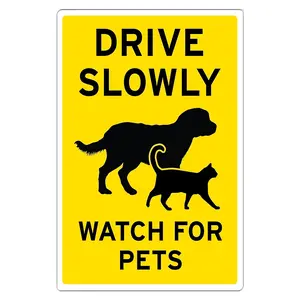 2D Flat, 1pc Drive Slowly Watch for Pets Sign - Heavy-Duty Metal Construction, Bright Yellow & Black design 8x12 Inch Outdoor Warning Sign for Residential Areas, Schools, Parks - Pet Safety Road Caution Decoration - Easy Installation