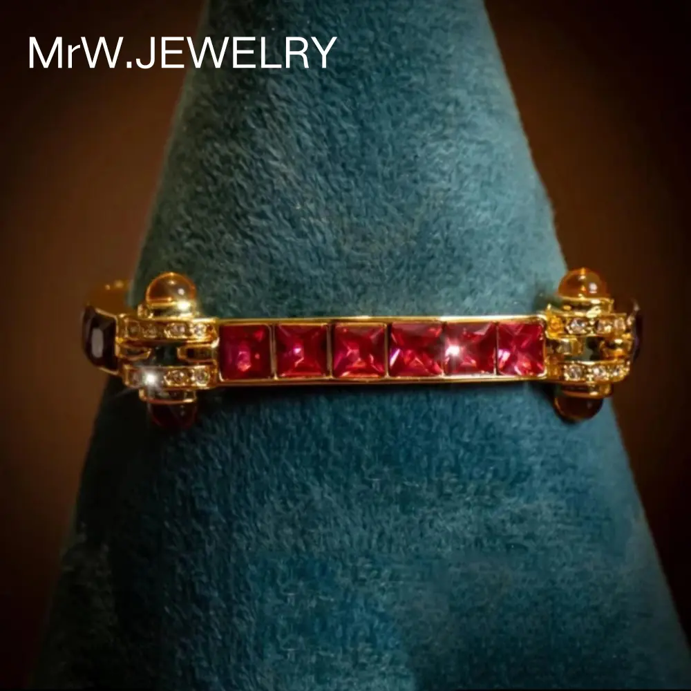 Vintage British-style classic two-tone antique jewelry bracelet, heavy-duty red corundum and purple diamond bangle