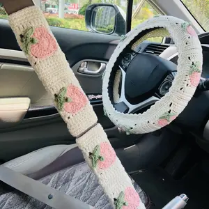 Strawberry Pattern Car Steering Wheel Cover & Seat Belt Cover, 1 Set Handmade Crochet Car Interior Decoration Set, Car Accessories for Women, Girly Car Interior Sets