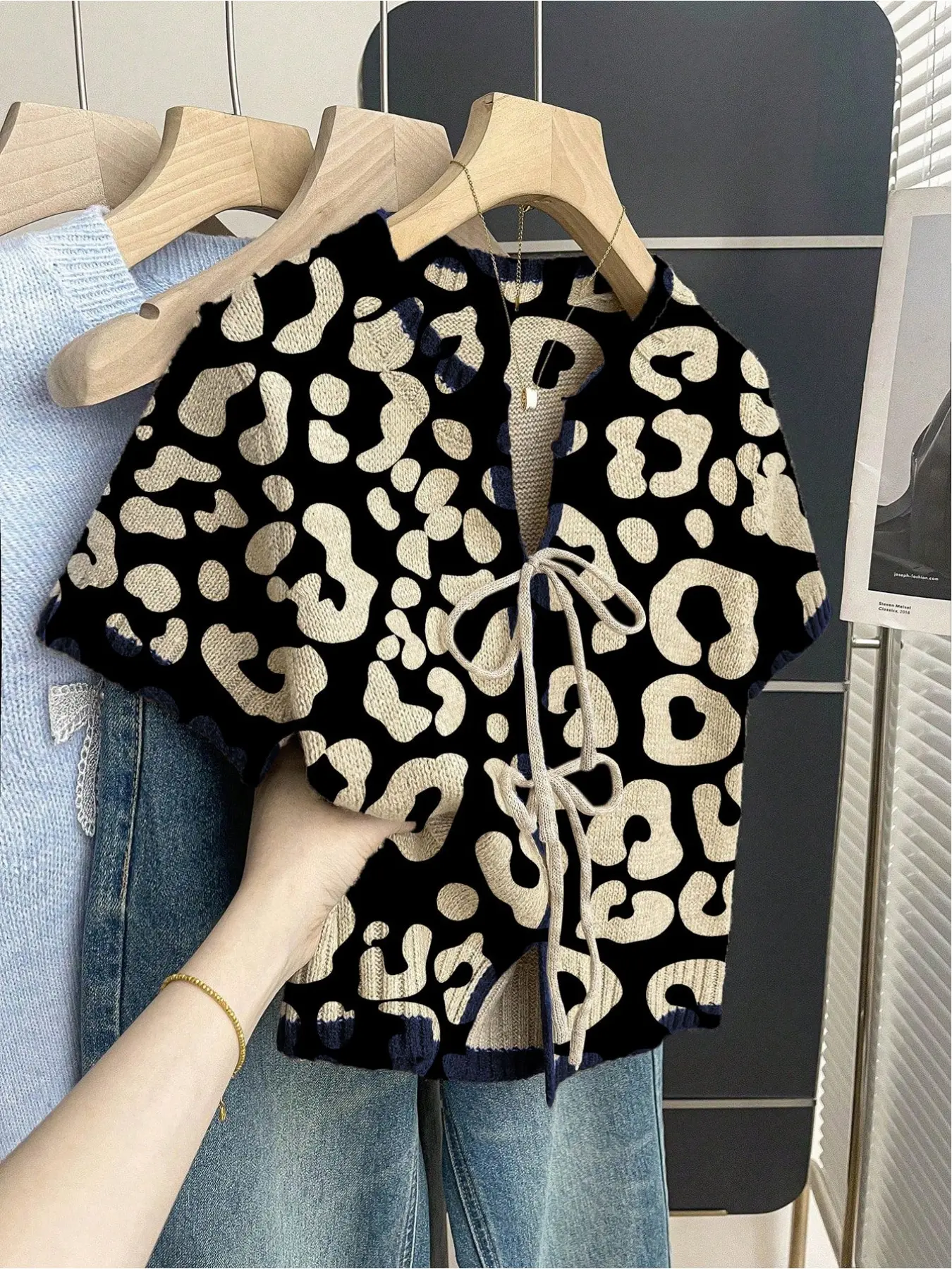 Bohemian casual vacation style loose round neck leopard print short sleeve knit top, front tie design, contrast piping, khaki, women's spring summer casual top, blouses shirts tops, Womenswear, Lady