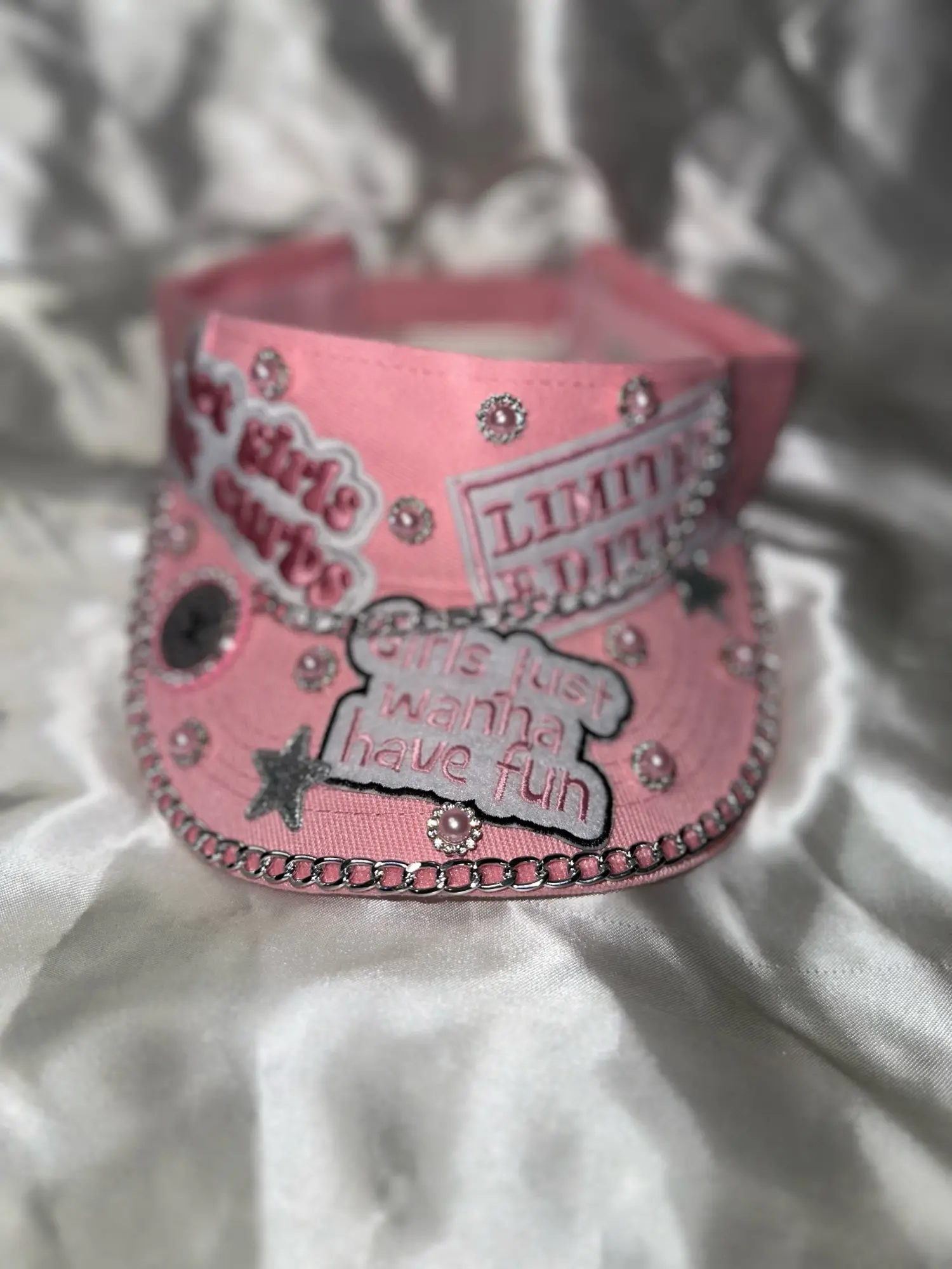 Bougie Visor - Pink Custom Sun Visor with Sparkling Details and "She Just Wanna Have Fun" Text Design