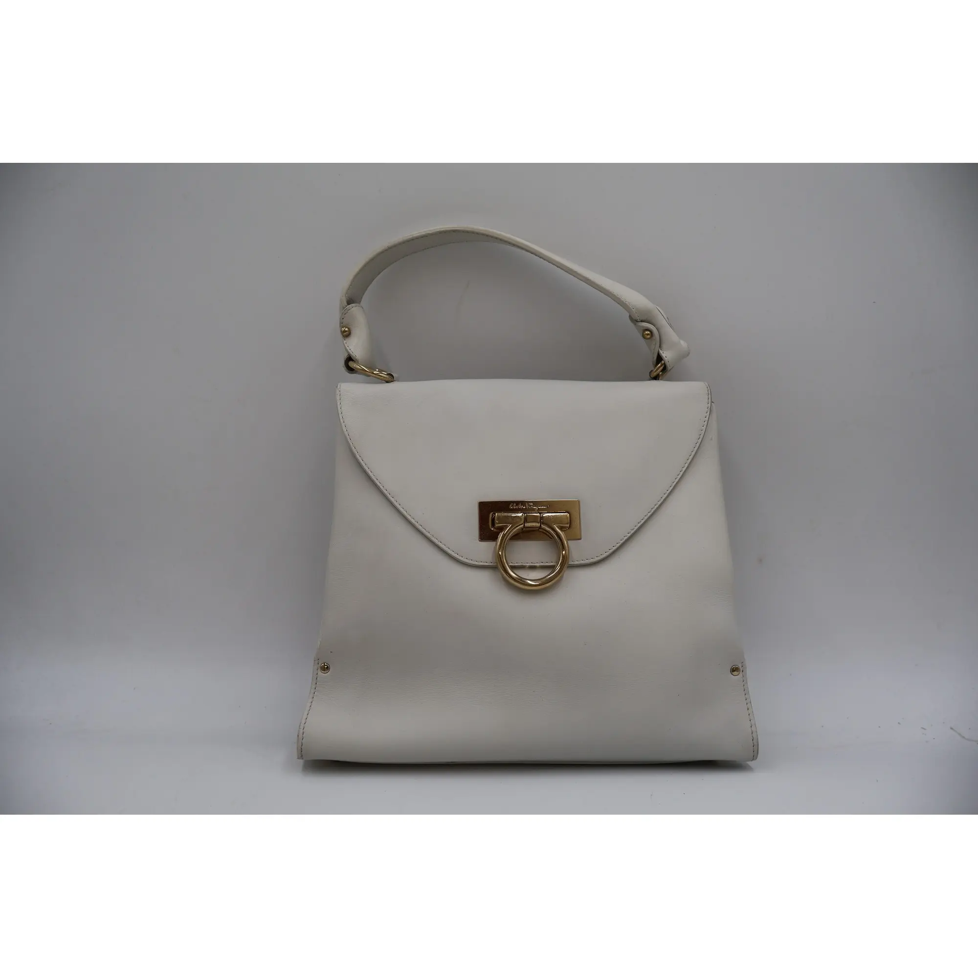 Pre-owned SALVATORE FERRAGAMO leather Bag Accessories Calfskin Margot Top Handle Bag (BL0932)