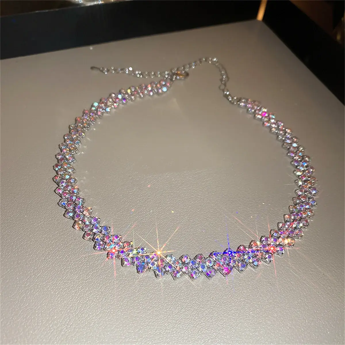 FYUAN Fashion Red Green Blue Colourful Rhinestone Choker Necklaces for Women Geometric Crystal Necklaces Party Weddings Jewelry