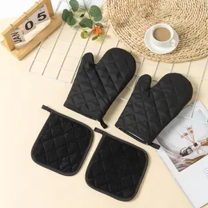 Oven mitts and pot holder set, 4-piece set, made of cotton material, heat-resistant, with thickened and extended design, suitable for cooking