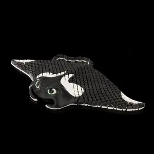 Manny, the Manta Ray 3D Model - Realistic Marine Creature with Movable Joints for Versatile Decor.