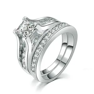 Exquisite Couple Rings Engagement Wedding Zircon Gold Plated Rings Accessories Gifts