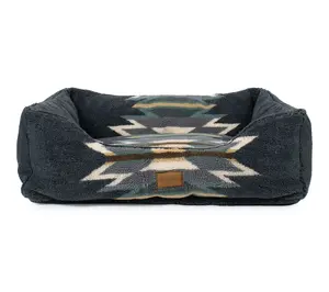 Pendleton Large Berber Kuddler Bed