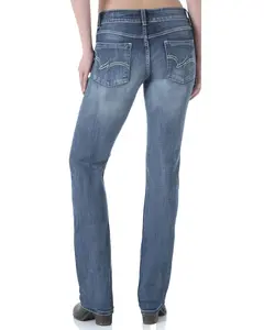 Wrangler Women's Medium Wash Straight Leg Jeans - 09Mwtms