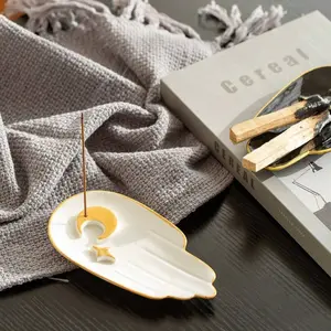 Handcrafted Ceramic Palo Santo Tray, Palm Shape Aromatherapy Diffuser, Meditation & Yoga Decor, Reusable & Eco-Friendly