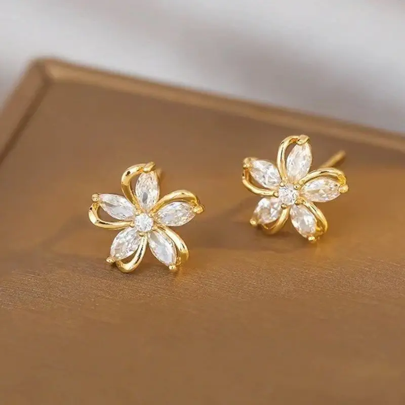 Hypoallergenic Gold Flower Diamond Brilliant Earring Studs - Elegant Dainty Earrings Jewelry for Women's Daily Wear, Party & Special Occasions，TikTok Viral