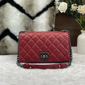 Pre-owned CHANEL Matelassé Quilted Red Calfskin Flap Bag with Large CC Turnlock and Ruthenium Finish Metal Hardware 866