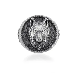 Wolf Head Ring
