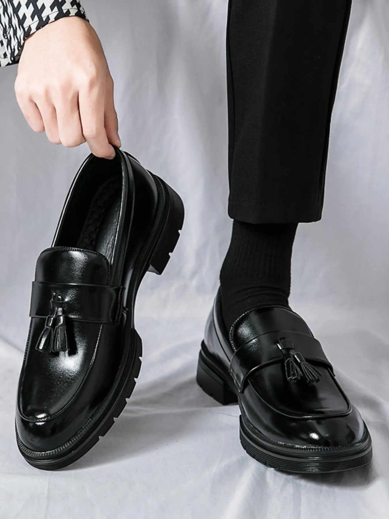 Men's Business Style Solid Color Formal Dress Shoes, Fashionable Pointed Toe Walking Shoes Suitable for Offices, Banquets, Dances, Parties, Weddings