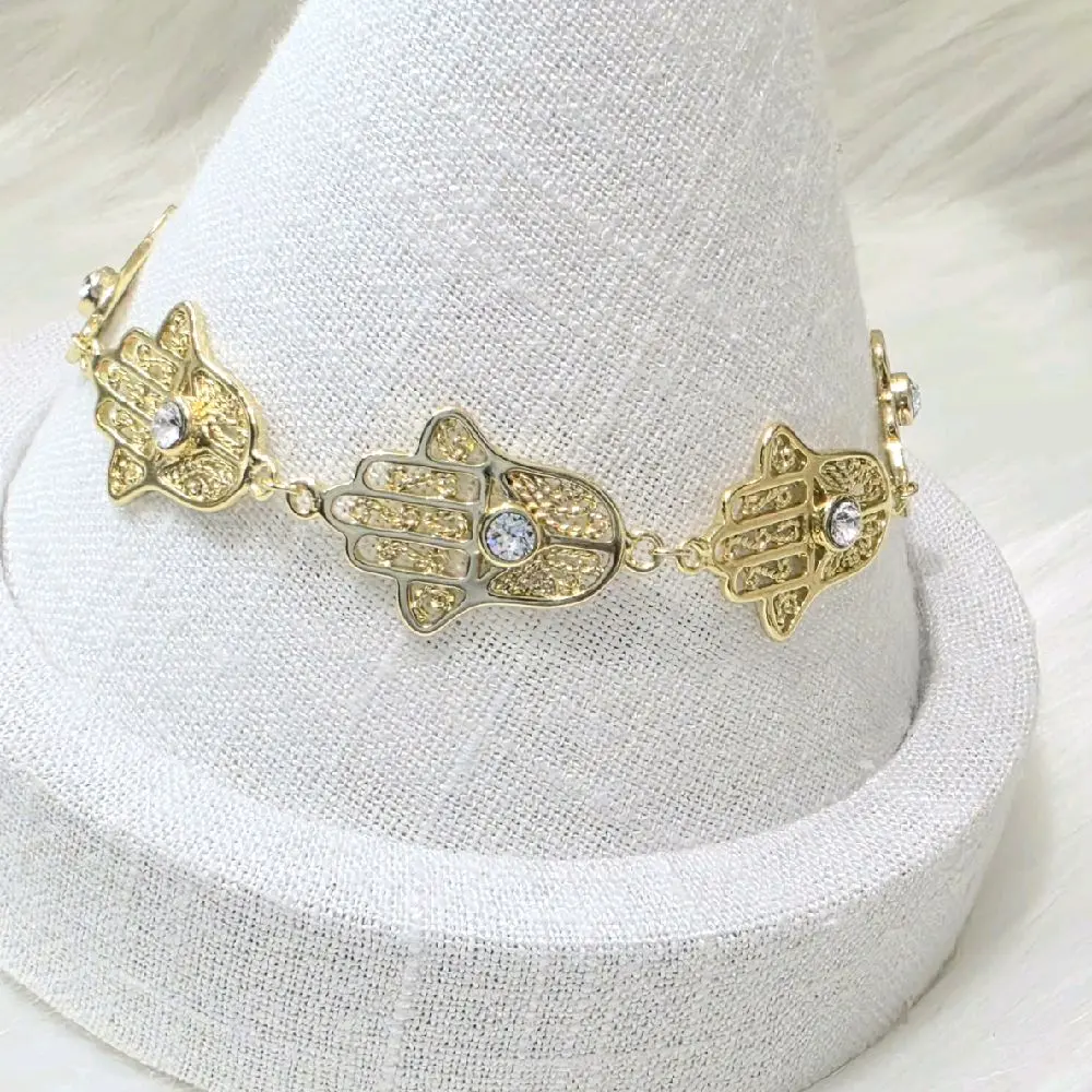 7.5-8.5 inches Pulsera de la manito de Fatima . Laminado 14k