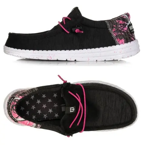Howitzer Women's Slip-On Shoes Roam Sticks Sneakers with Camo Print Footwear