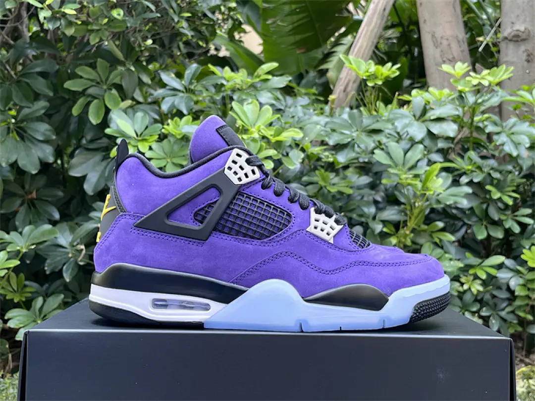 Brand New Sealed Retro Mid Top Basketball Sneakers, Full Matte Dark Purple Suede Upper Gold Lakers Embroidery Transparent Light Blue Outsole Unisex Street Sports Athlete Shoes, Cushioned Midsole, Vintage Daily Casual Couple Footwear With Black Gift Box