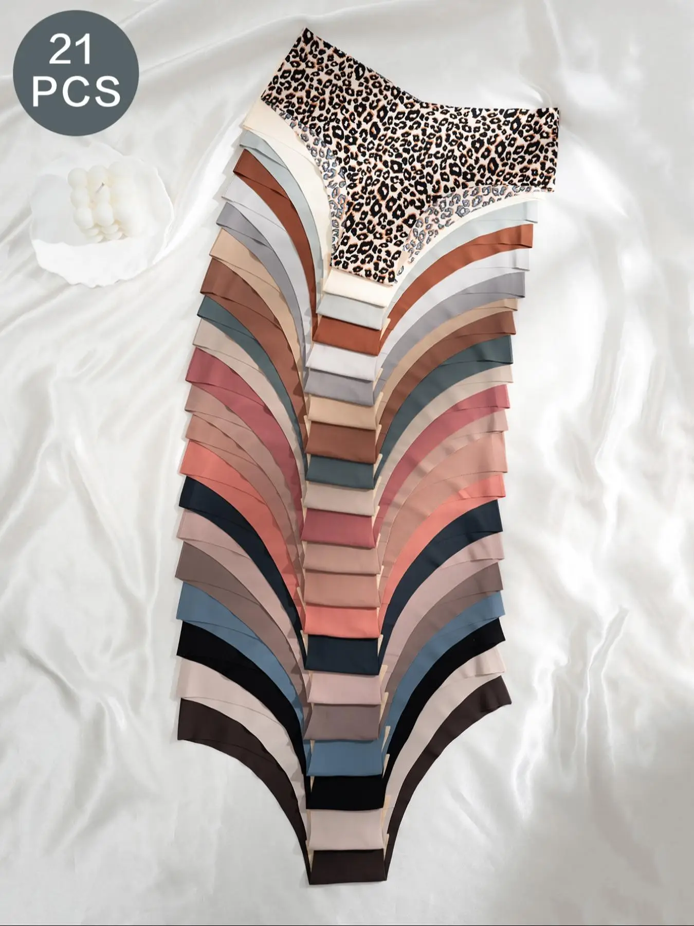 21/36pcs Women's Solid/leopard Print Seamless Panties, Back To School Casual Soft Comfort Breathable Knicker for Fall, Lady Multipack Underwear for Fa