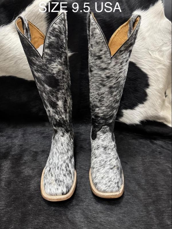 WOMEN COWHIDE SQUARE TOE BOOTS