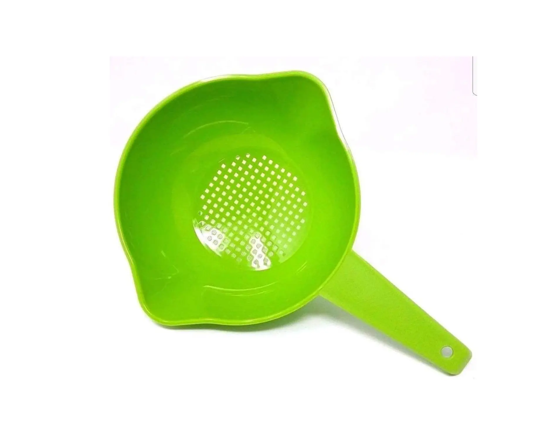 1 Quart Colander with Handle in Color Green