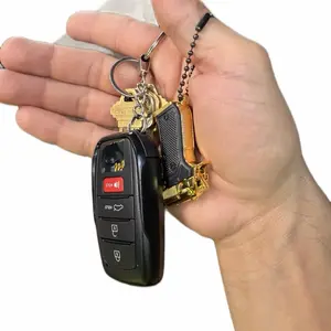 Metallic Keychain Collectible - Durable and Stylish Accessory for Key Storage and Organization