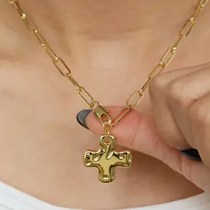 Light Luxury Aged Texture Gold Cross Necklace Thick Chain Clavicle Chain Daily Layering/Street Style Personalized Neck Accessory Christmas Eve Ceremony Gift V23